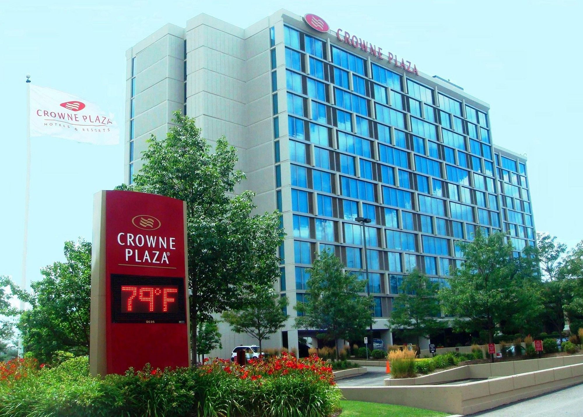Crowne Plaza Chicago O'Hare Hotel & Conference Center, An Ihg Hotel Rosemont Exterior photo